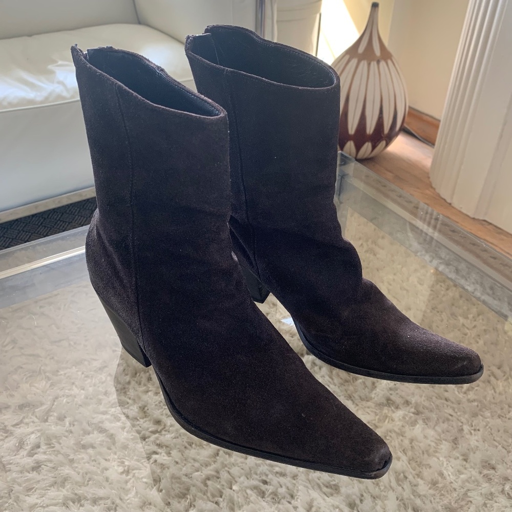 Like new. Studio Pollini Chocolate Suede Ankle Boots (37)